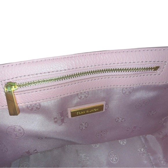 1 day sale. No offers Tory Burch Britten Large Adjustable Shoulder Bag Leather - Picture 14 of 16